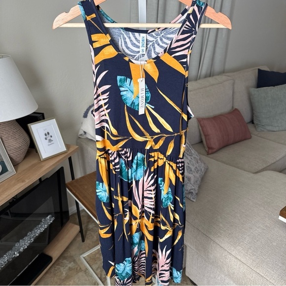 Himone Dresses & Skirts - HiMONE Women’s Blue Tropical Tank Dress Size S NWT